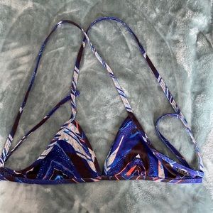 Jolyn Blue Triangle Top